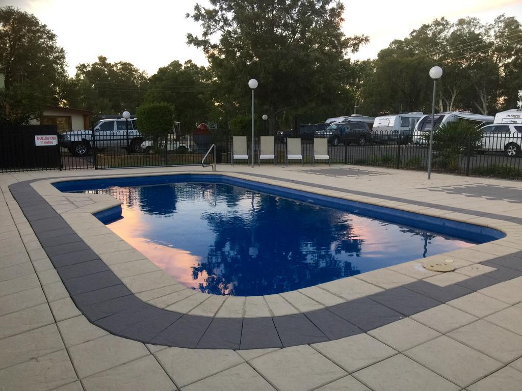 Roma Big Rig Tourist Park Hotel Exterior foto
